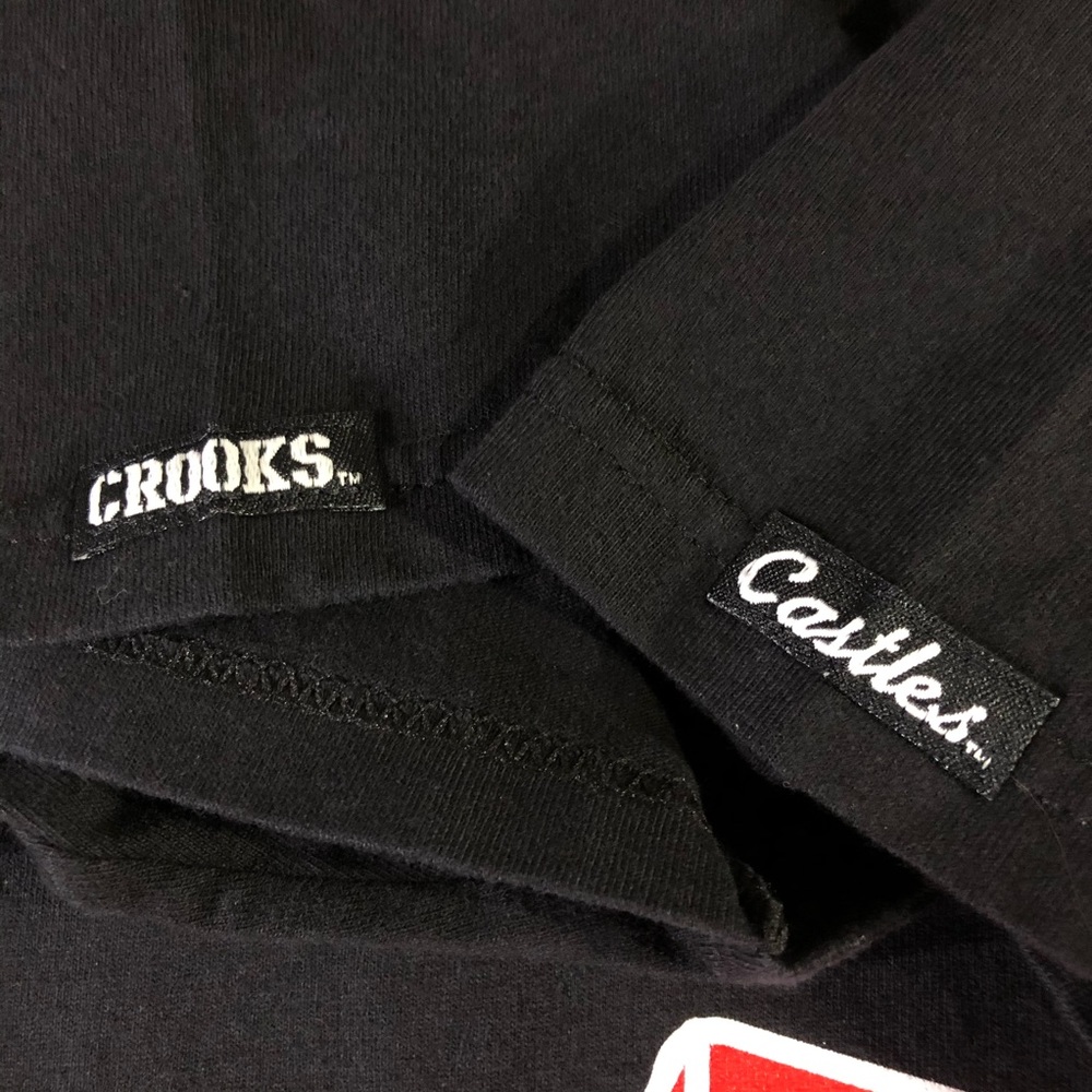 Crooks & Castles Duffle Bag Boy Car Valet Black Short Sleeves T shirt L - Picture 4 of 5